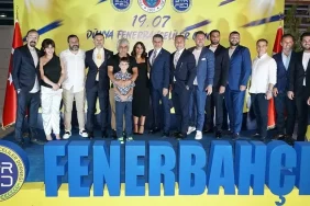 birlesik-fenerbahcelilerden-ankarada-muhtesem-kutlama-6Z9xwURG.webp