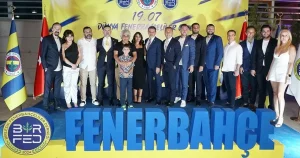 birlesik-fenerbahcelilerden-ankarada-muhtesem-kutlama-6Z9xwURG.webp