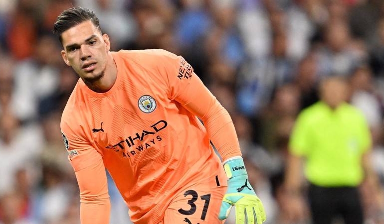 galatasarayin-ederson-icin-yaptigi-teklif-ortaya-cikti-jnGpUJq6.jpg