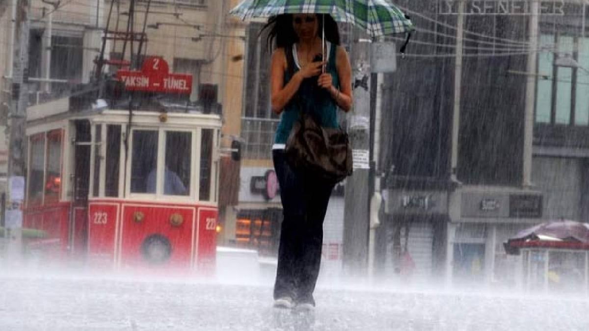 İstanbul ve Marmara Bölgesi'nde Sağanak Uyarısı