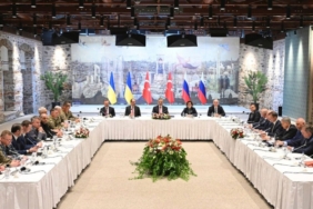 istanbulda-ukrayna-ve-rusya-baris-gorusmeleri-basladi-UywsBHgR.jpg