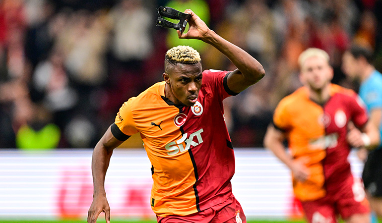 okan-buruk-osimhenin-kafasi-karisikti-galatasaraya-olan-sevgisi-olmasaydi-farkli-dusunebilirdi-3uvqiHE4.jpg