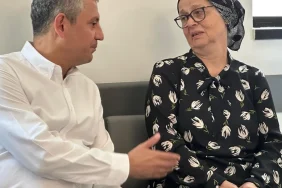 ozgur-ozelden-tutuklu-baskanin-annesine-ozel-ziyaret-hakki-devri-rzOwV4LI.webp