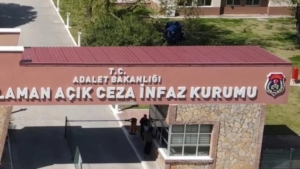 adalet-bakani-yilmaz-tunc-cezaevleri-cezalandirmiyor-topluma-kazandiriyor-7awTQv2R.jpg