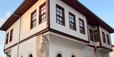 antalya-balbey-mahallesinde-restorasyon-skandali-ve-kamu-kaybi-cMKcz2Uv.jpg