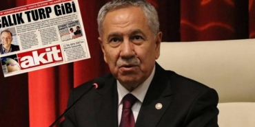 bulent-arinc-icimden-gecen-dua-turp-gibi-olmaniz-2iJJblz8.jpg
