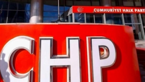 chpden-komisyon-elestirilerine-cevap-cumhuriyetin-temel-ilkeleri-tartisilamaz-IBqSJPrX.jpg