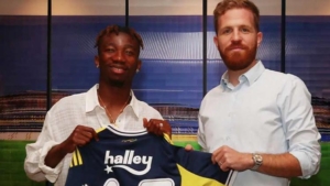 fenerbahce-dorgeles-nenenin-transferini-resmen-duyurdu-7bQWR3da.jpg