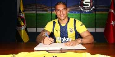 fenerbahceye-diego-carlos-icin-teklif-var-WwYIVbHF.jpg