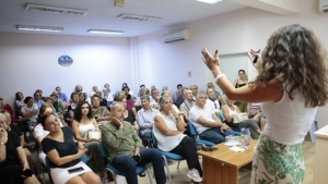 konakta-kusaklararasi-iletisim-semineri-ileri-yas-merkezinde-bulusma-N7lsYdw3.jpg