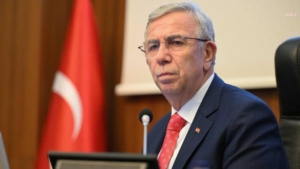 mansur-yavastan-akp-ile-gorusuyor-iddiasina-sert-yanit-ciddiye-alinacak-bir-sey-yok-GMjVbWdD.jpg