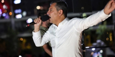 ozgur-ozel-milleti-soyup-zenginlesmenize-aldanmayin-sandik-geliyor-tndkusH4.jpg