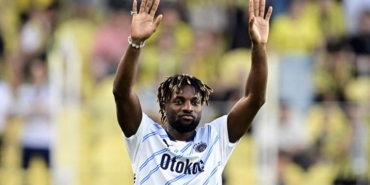 saint-maximin-club-americaya-transfer-oldu-t2OjqCnN.jpg