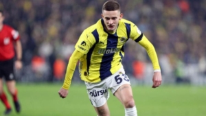 szymanski-icin-laziodan-gelen-tekliflere-fenerbahceden-net-karsilik-dfeRWjpT.jpg