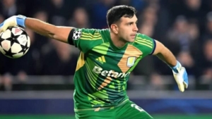 galatasarayin-teklifine-emiliano-martinezten-olumsuz-yanit-DnND5Pe8.jpg
