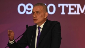 ibrahim-haciosmanoglu-comak-sokmaya-calisanlar-turk-degil-nKDsk5Ig.jpg