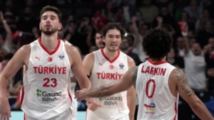 turkiye-ile-isvec-eurobasket-2025-son-16-turunda-karsilasacak-52cRcfbb.jpg