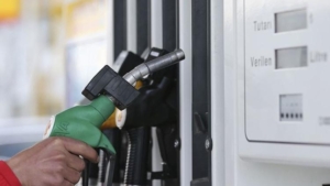 benzin-ve-motorine-cifte-indirim-geliyor-4rAZEhSw.jpg