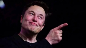 elon-musk-servetini-neye-harciyor-5lBcqhg2.jpg
