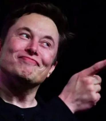 elon-musk-servetini-neye-harciyor-5lBcqhg2.jpg