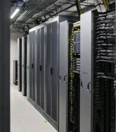 hindistanda-veri-merkezi-patlamasi-su-krizini-tetikliyor-4XYvONp3.jpg