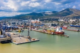 karadenizin-kritik-petrol-limani-yeniden-faaliyette-9p67jenq.jpg
