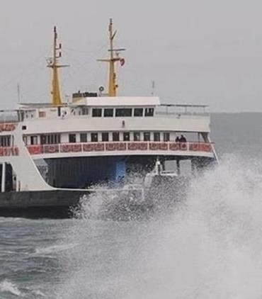 kuzey-egede-firtina-nedeniyle-feribot-seferleri-iptal-edildi-wAc1wcJy.jpg