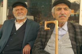 ingiltere-buz-kesiyor-14-derece-uyarisi-ve-65-yas-ustu-icin-kritik-onlemler-y8xVUS5X.jpg