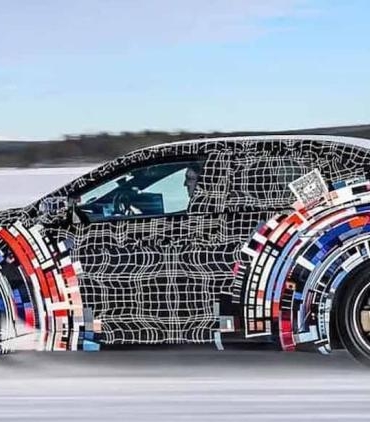 her-tekerleginde-ayri-motor-bulunan-ilk-elektrikli-bmw-m3-geliyor-LjhHRXq8.jpg