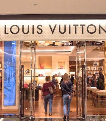 lvmh-asyadaki-gumruksuz-satis-magazalarini-satti-aeh4sSCb.jpg