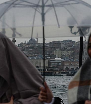 istanbul-ve-bati-illerine-saganak-yagis-uyarisi-sFWzsetI.jpg