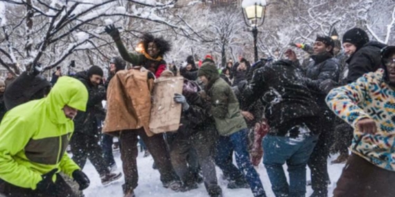 washington-square-parkta-kartopu-savasi-krizi-new-york-siyasetinde-kar-firtinasi-CzjAAz6H.jpg