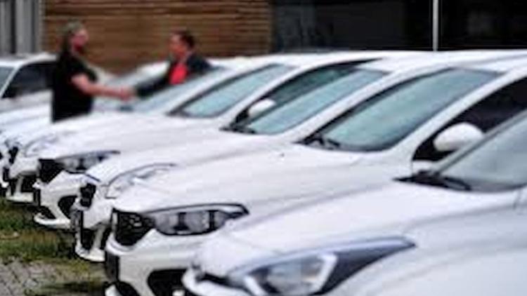 1-milyon-tl-bandinda-altin-degerinde-12-otomobil-ikinci-elde-likidite-yarisi-r6j9Oi3R.jpg