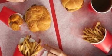abd-fast-food-sektorunde-iflas-ve-kapanma-dalgasi-wendys-ve-farmer-boys-StgIQfsG.jpg