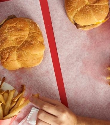 abd-fast-food-sektorunde-iflas-ve-kapanma-dalgasi-wendys-ve-farmer-boys-StgIQfsG.jpg