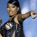 megan-thee-stallion-muzikal-sahnesinde-fenalasarak-hastaneye-kaldirildi-HNkzP1It.jpg