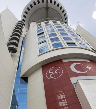 mhp-istanbul-il-ve-tum-ilce-teskilatlarini-feshederek-yeni-atama-yapti-182SfaRK.jpg