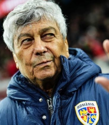 turkiye-futbol-federasyonu-mircea-lucescu-icin-saygi-durusu-karari-aldi-xFrdYDZE.jpg