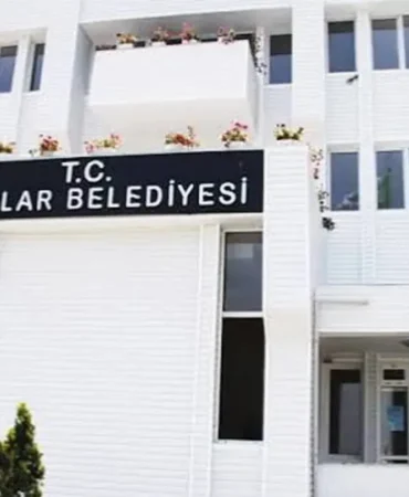 Adalar Belediyesi Başkanvekilliği Seçiminde AKP Adayına Destek Veren Üç Meclis Üyesi Disipline Gönderildi