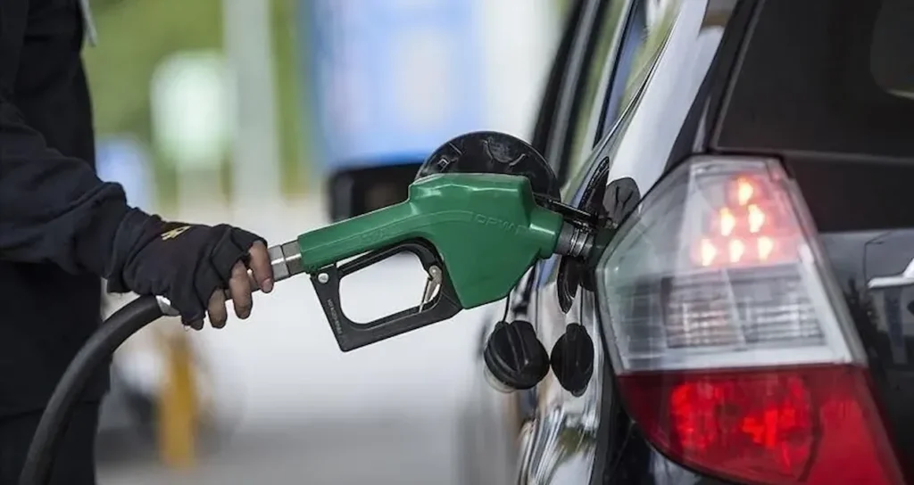 Eşelmobil Süresinin Dolmasıyla Benzine 12 Lira 48 Kuruş Zam Gündemde