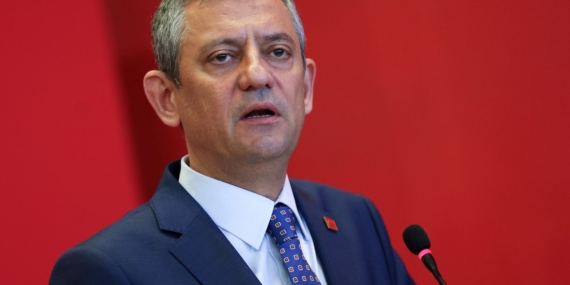 Özgür Özel Milletvekili Çalışma Toplantısı'nda Yerel Seçimleri ve Gündemi Değerlendirdi