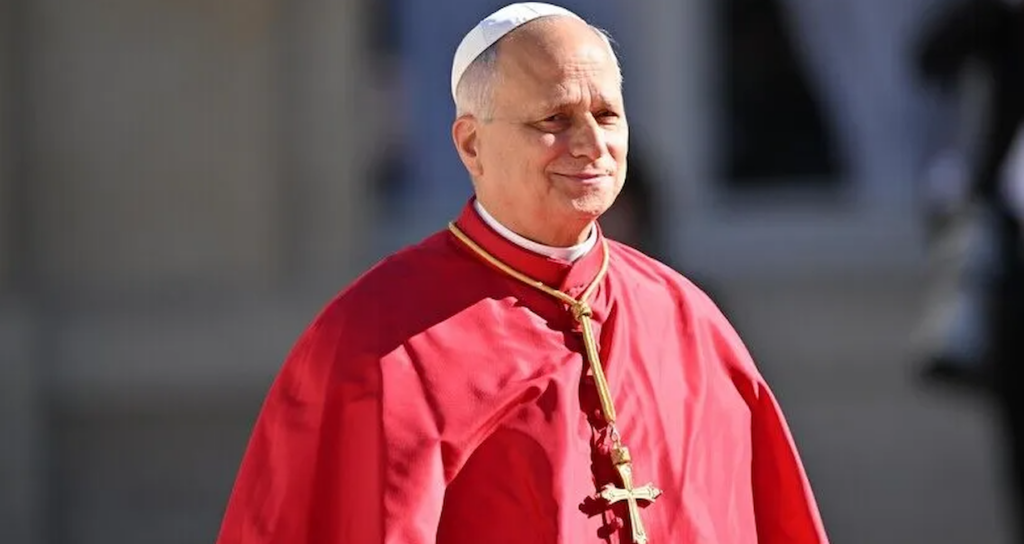 Papa 14. Leo akciğer kanseri nedeniyle ameliyat edildi