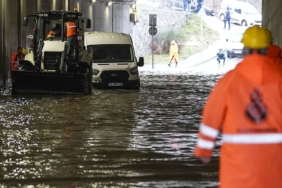 AKOM'dan İstanbul İçin Fırtına ve Şiddetli Sağanak Uyarısı