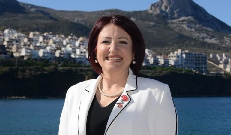 Karaburun Belediye Başkanı İlkay Girgin Erdoğan YENİ Parti'den İstifa Etti