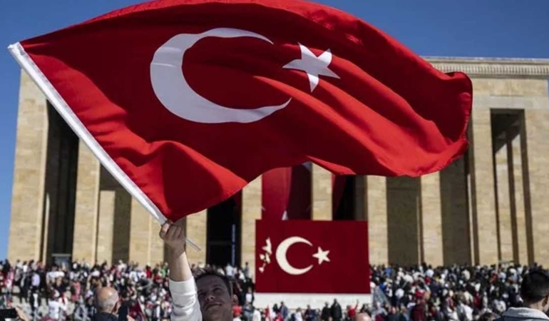 2026 Cumhuriyet Bayramı Tatil Takvimi Netleşti: 28 ve 29 Ekim Çalışma Düzeni